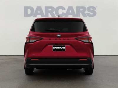 2026 Toyota Sienna LE 8 Passenger