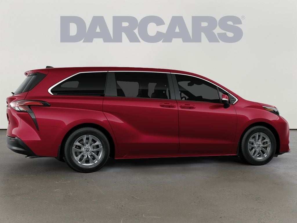 2026 Toyota Sienna LE 8 Passenger