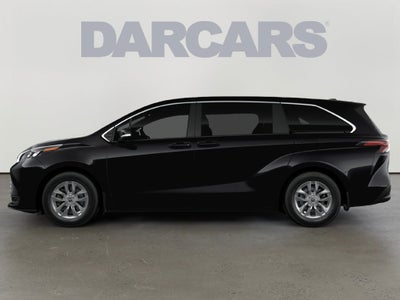 2026 Toyota Sienna LE 8 Passenger