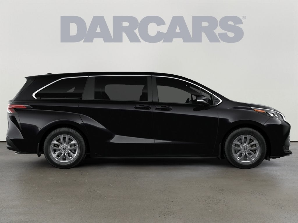 2026 Toyota Sienna LE 8 Passenger
