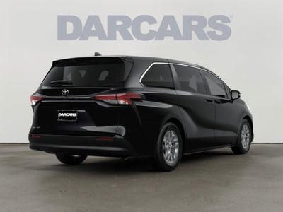 2026 Toyota Sienna LE 8 Passenger