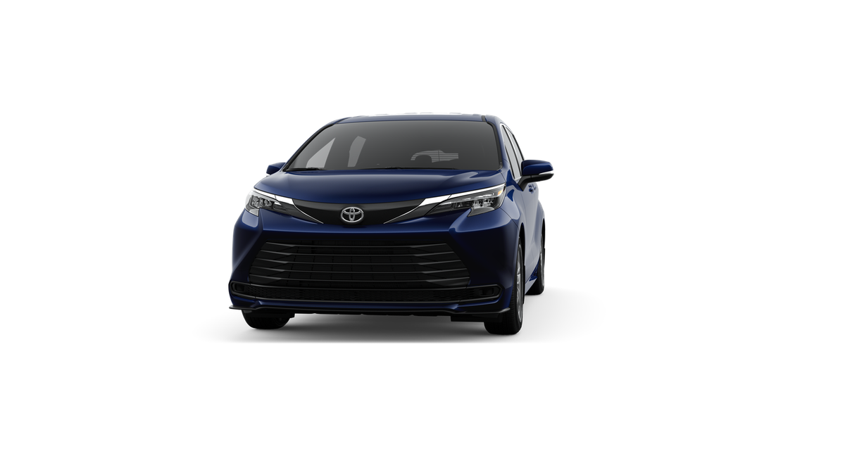 2026 Toyota Sienna LE 8 Passenger