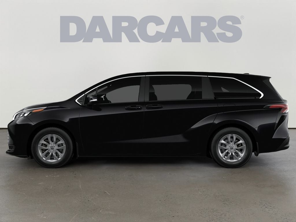 2026 Toyota Sienna LE 8 Passenger