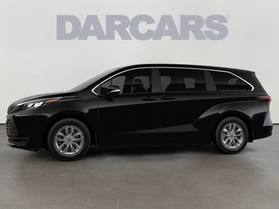 2026 Toyota Sienna LE 8 Passenger