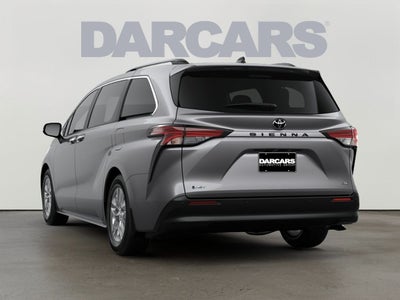2026 Toyota Sienna XLE 8 Passenger