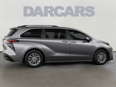 2026 Toyota Sienna XLE 8 Passenger