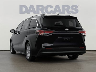 2026 Toyota Sienna XLE 8 Passenger