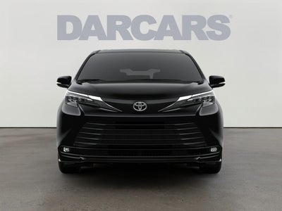 2026 Toyota Sienna XLE 8 Passenger