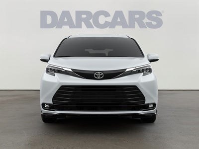 2026 Toyota Sienna XLE 8 Passenger