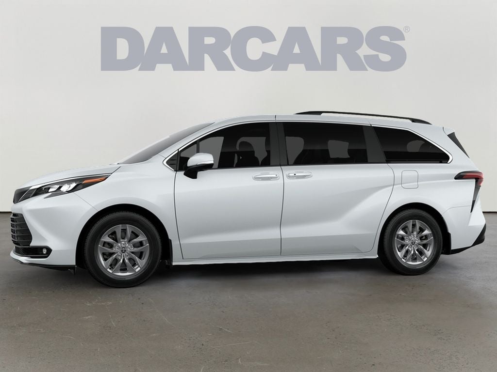 2026 Toyota Sienna XLE 8 Passenger