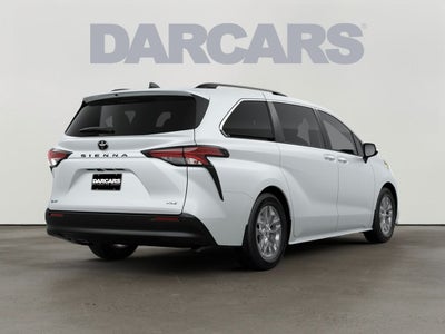 2026 Toyota Sienna XLE 8 Passenger