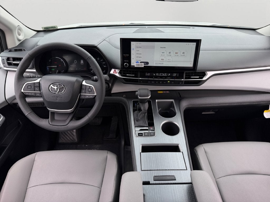 2026 Toyota Sienna XLE 7 Passenger