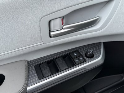 2026 Toyota Sienna XLE 7 Passenger