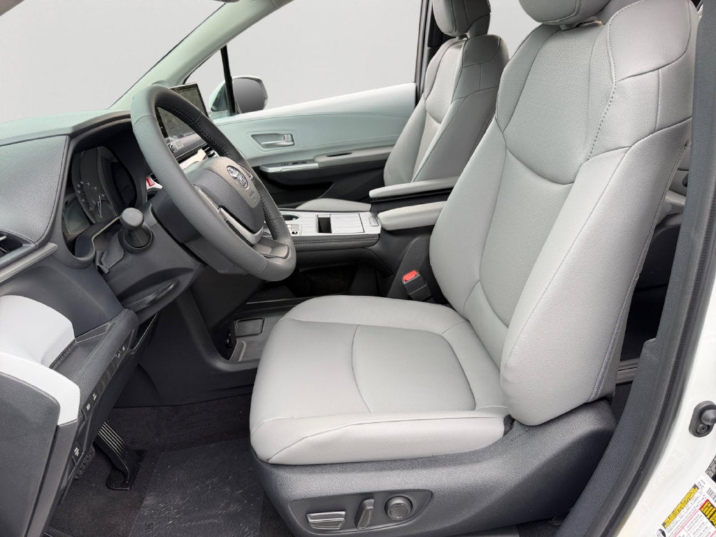 2026 Toyota Sienna XLE 7 Passenger