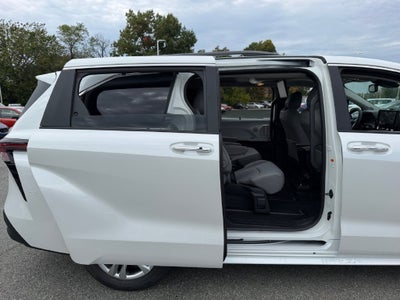 2026 Toyota Sienna XLE 7 Passenger