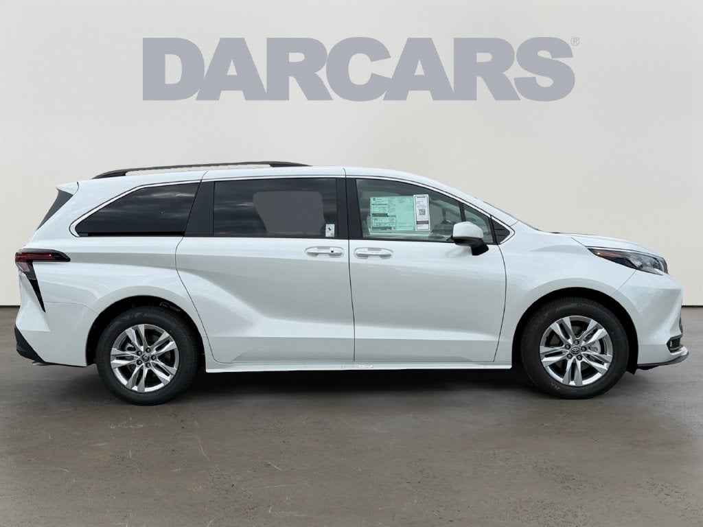 2026 Toyota Sienna XLE 7 Passenger