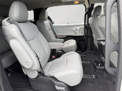2026 Toyota Sienna XLE 7 Passenger