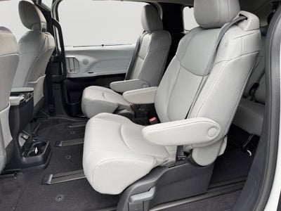 2026 Toyota Sienna XLE 7 Passenger