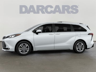 2026 Toyota Sienna Limited 7 Passenger