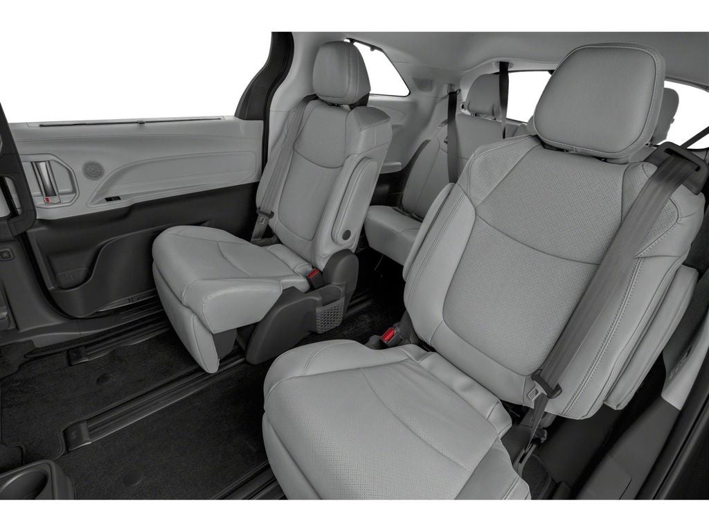 2026 Toyota Sienna Limited 7 Passenger