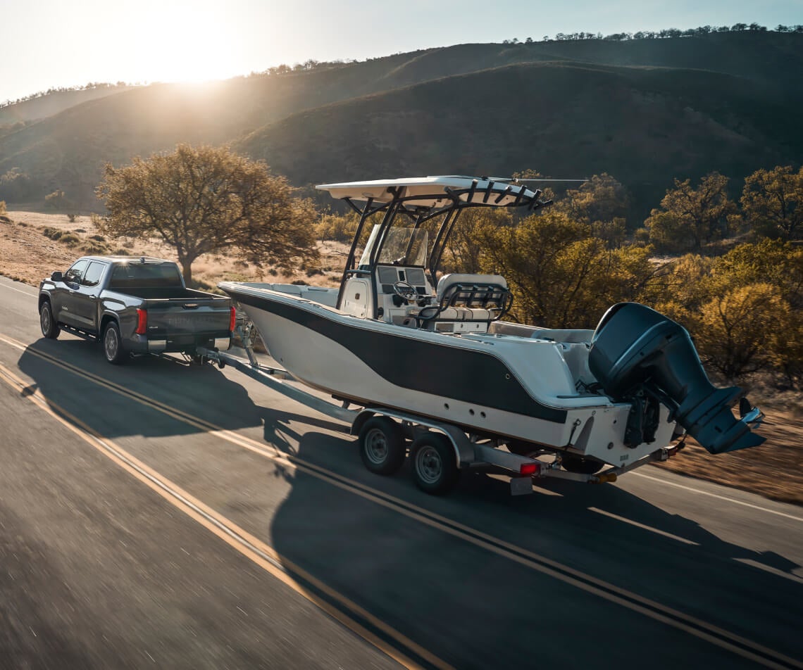 What Comes With the Toyota Tundra Towing Package?