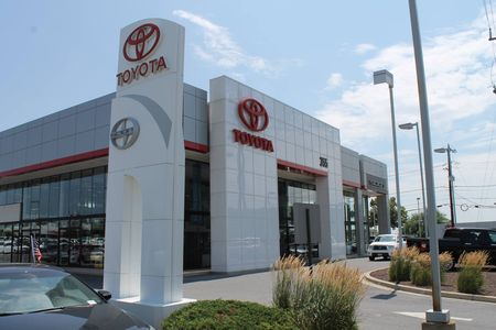 DARCARS 355 Toyota Of Rockville